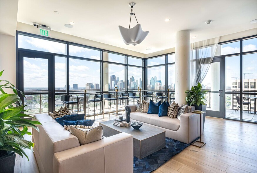 More Photos Of 3200 McKinney Ave, Dallas Multifamily For Sale