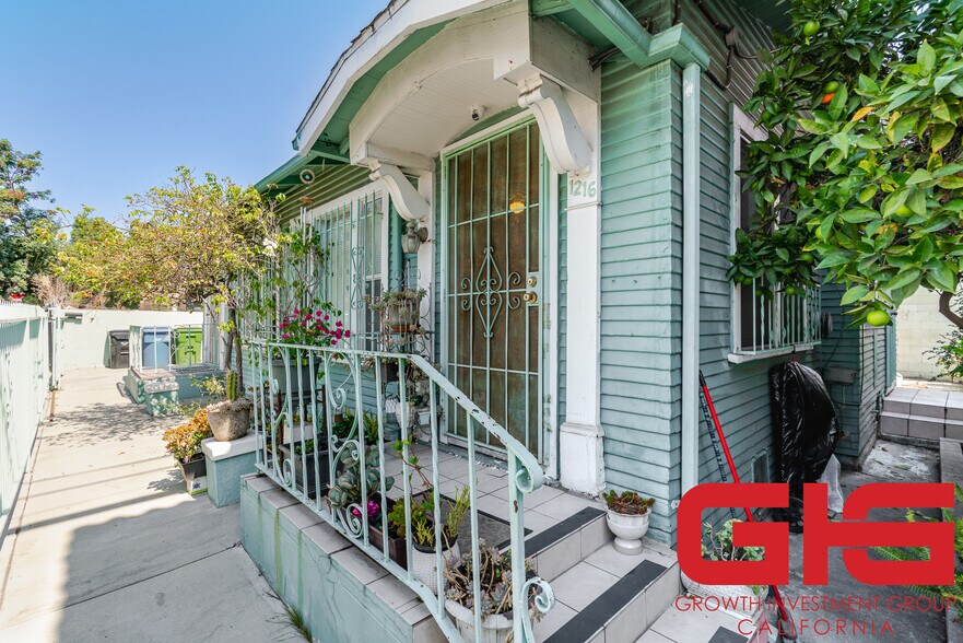 More Photos Of 1216 N St Andrews Pl, Los Angeles Multifamily For Sale