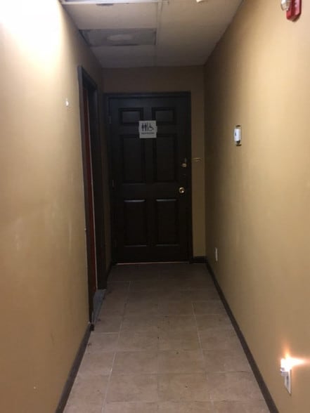 More Photos Of 2054 Rex Rd, Morrow Flex For Sale