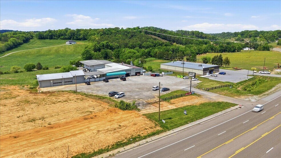 More Photos Of 7741 Maynardville Pike, Knoxville Industrial For Sale