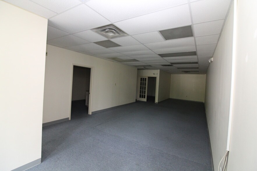 More Photos Of 431 Route 22 E, White House Station Storefront Retail Office For Lease