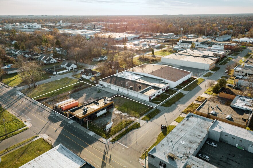 More Photos Of 13639 Elmira St, Detroit Manufacturing For Sale