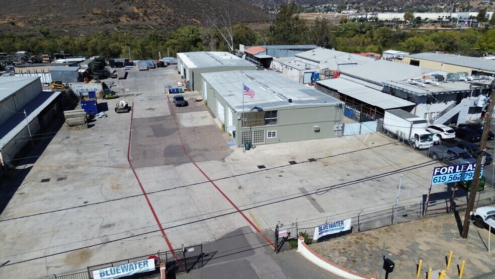 Primary Photo Of 11440 N Woodside Ave, Santee Service For Lease