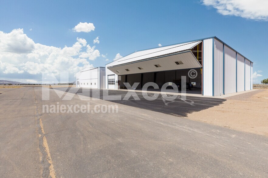More Photos Of 2168 1500 N st, Cedar City Airplane Hangar For Sale