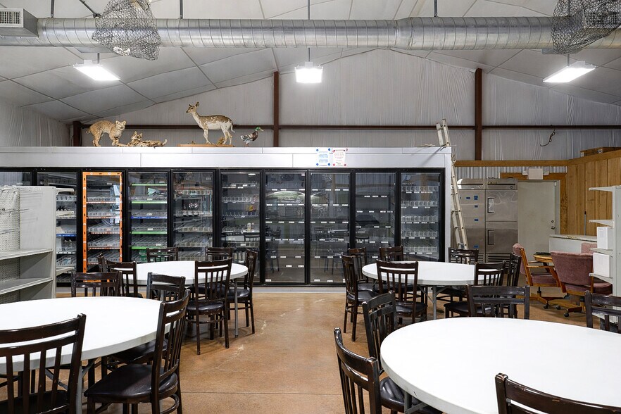 More Photos Of 3891 S Highway 365, Redfield General Retail For Sale