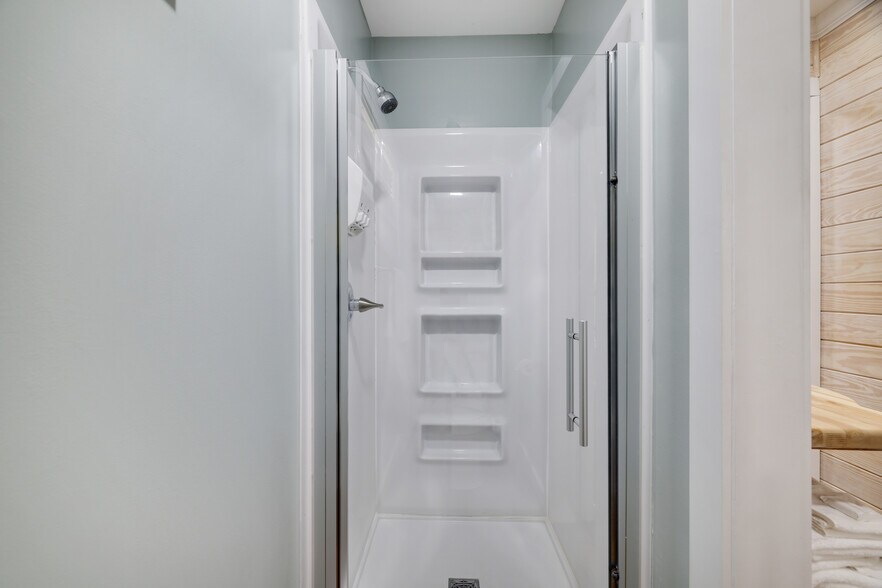 More Photos Of 2624 State Route 534, Albrightsville Hotel For Sale