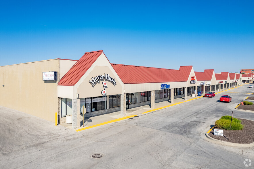 More Photos Of 6036-6348 NW Barry Rd, Kansas City Unknown For Lease