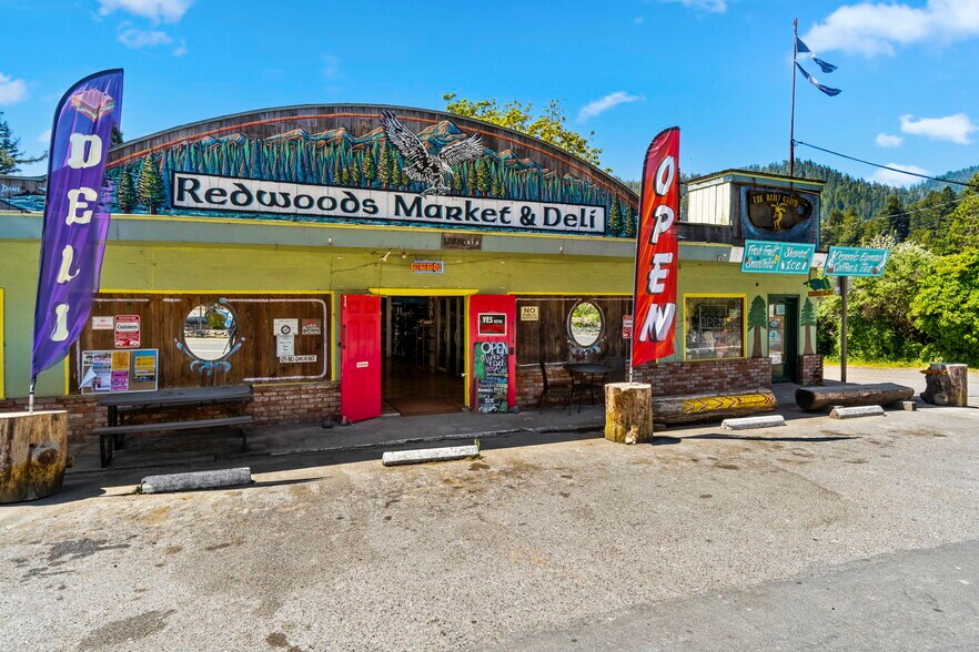Primary Photo Of 12880 Avenue of the Giants, Myers Flat General Retail For Sale