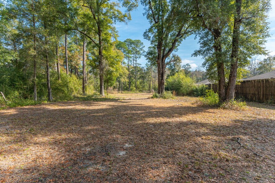 More Photos Of 341 Madison St, Freeport Multifamily For Sale