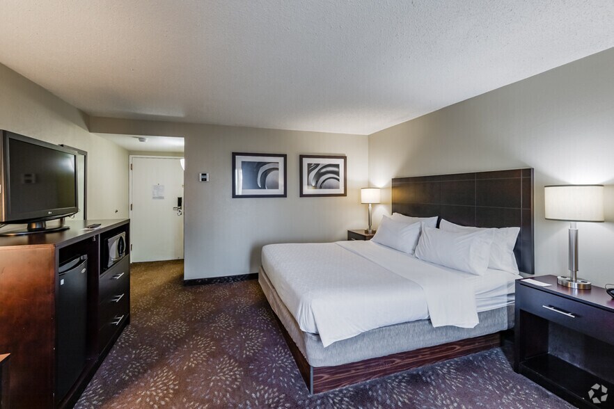 More Photos Of 5311 Campbells Run Rd, Pittsburgh Hotel For Sale