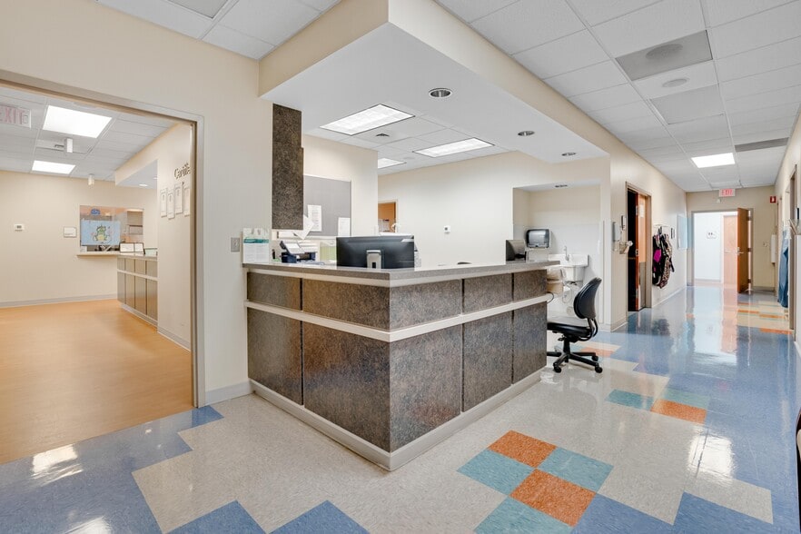 More Photos Of 355 Venus St, Monroe Medical For Sale
