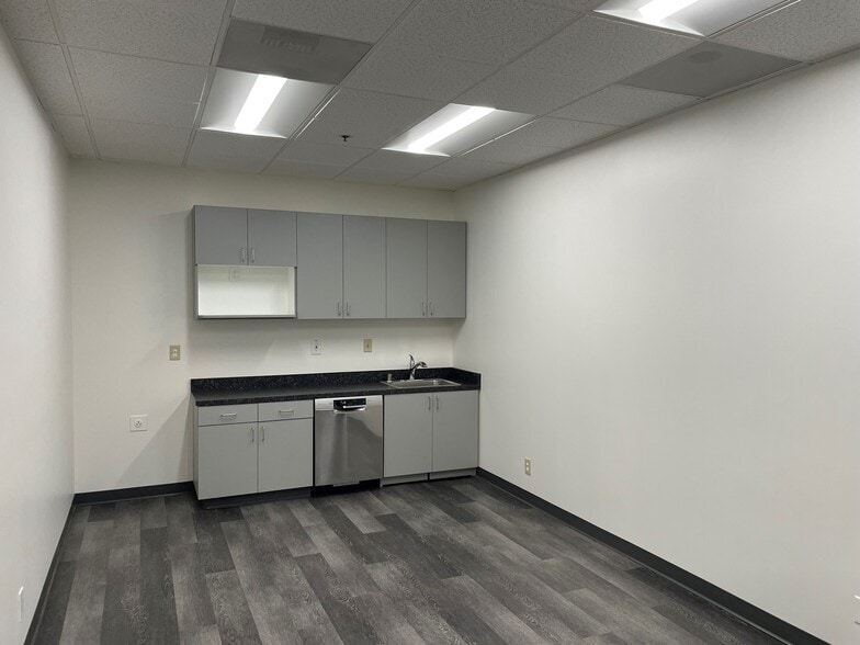 More Photos Of 1231-1237 Midas Way, Sunnyvale Research And Development For Lease