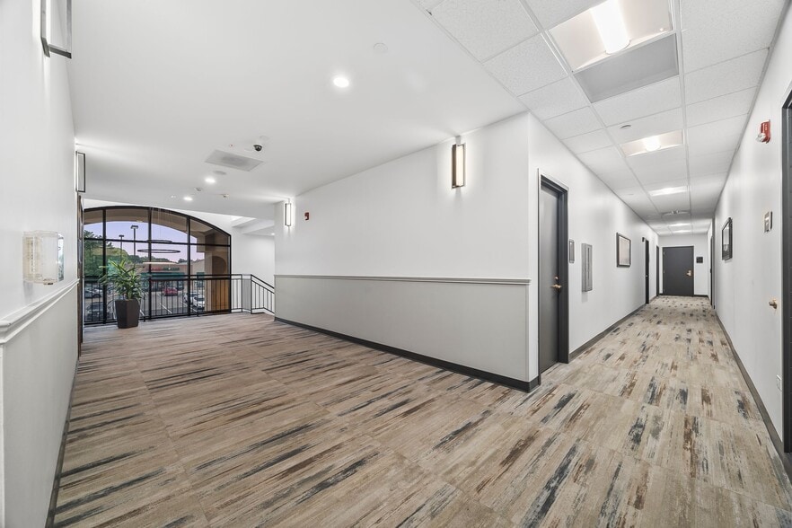 More Photos Of 18801 E Mainstreet, Parker Medical For Sale