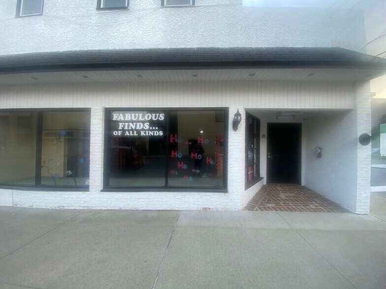 More Photos Of 115 W Lackawanna Ave, Olyphant Storefront Retail Residential For Lease