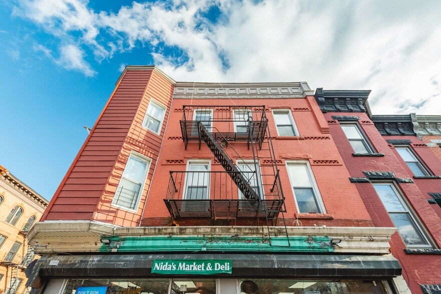 More Photos Of 1501 8th Ave, Brooklyn Apartments For Sale