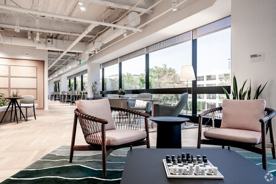 More Photos Of 3349 Michelson Dr, Irvine Coworking Space