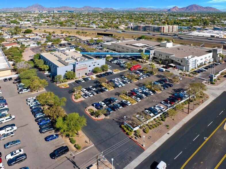 More Photos Of 1910 E Thomas Rd, Phoenix Medical For Lease