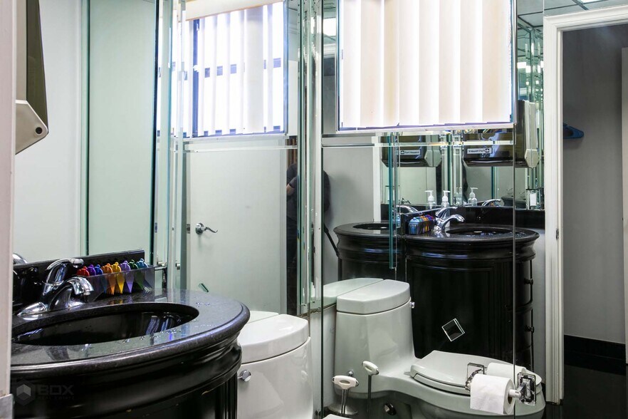 More Photos Of 3000 N University Dr, Coral Springs Office For Sale