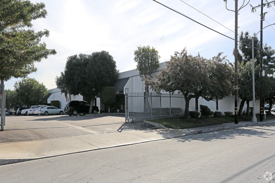 More Photos Of 14020-14028 Marquardt Ave, Santa Fe Springs Warehouse For Lease