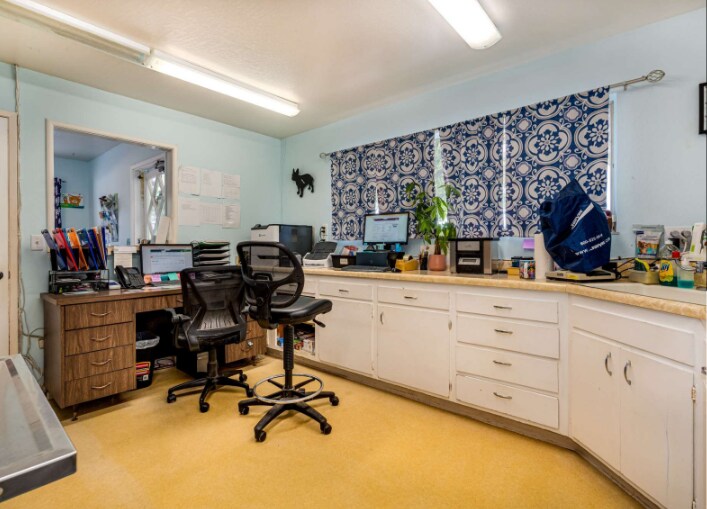 More Photos Of 20080 Arnold Dr, Sonoma Office For Sale