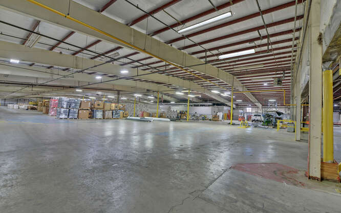 More Photos Of 410 S River St, Calhoun Warehouse For Sale