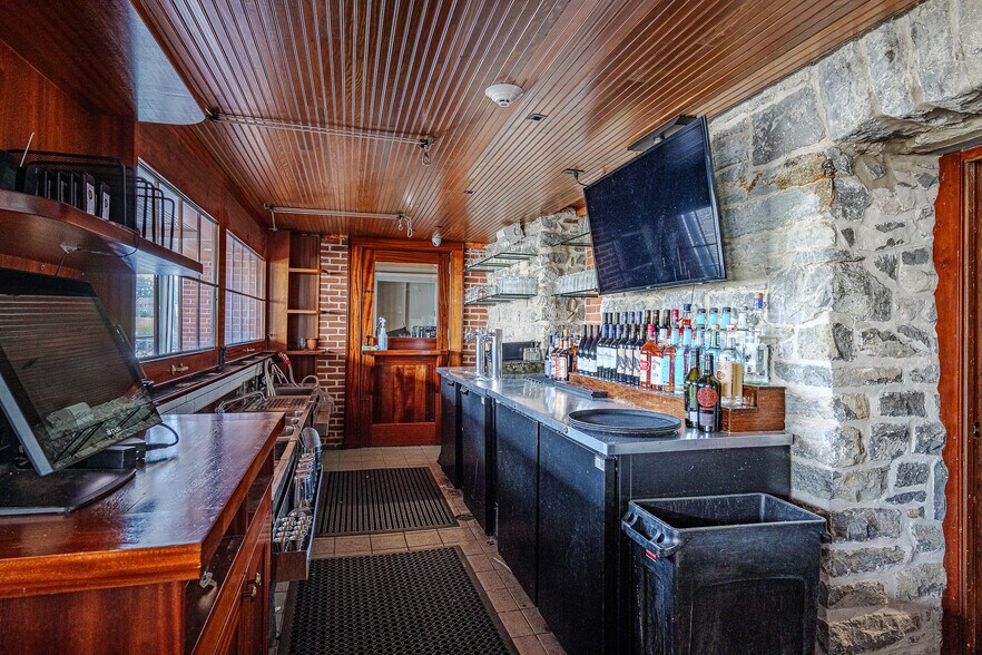 More Photos Of 1-3 Main Street, Le Roy Restaurant For Sale