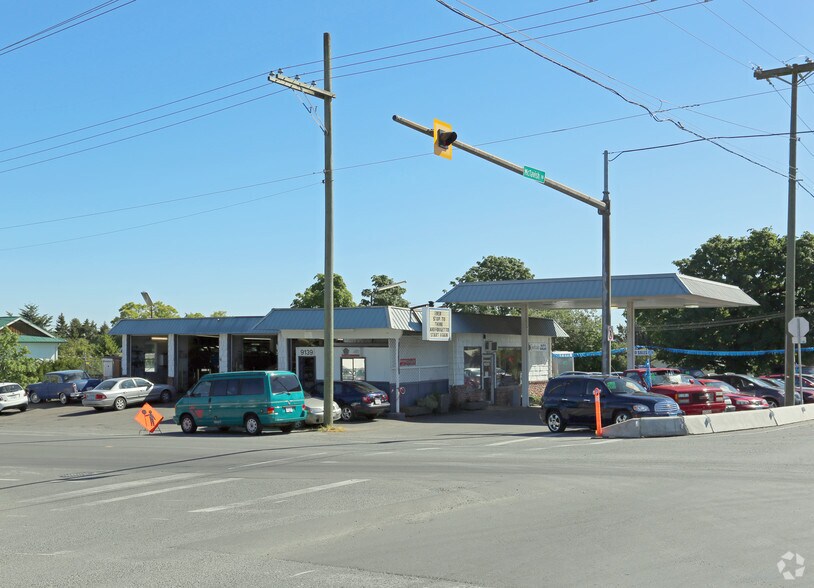 More Photos Of 9139 E Saanich Rd, North Saanich Auto Dealership For Sale