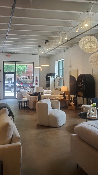 More Photos Of 23 Falls Park Dr, Greenville Storefront Retail Office For Lease