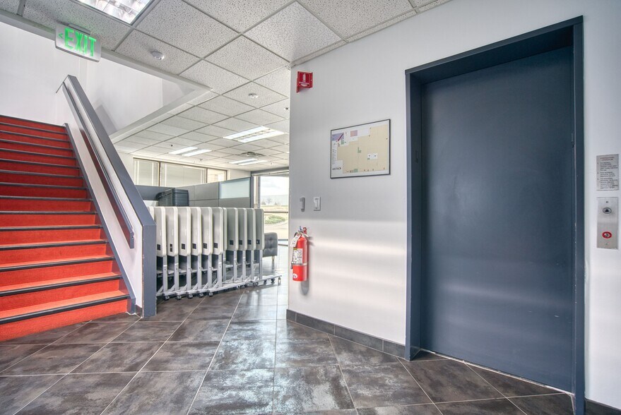 More Photos Of 6101 Lookout Rd, Boulder Light Manufacturing For Sale