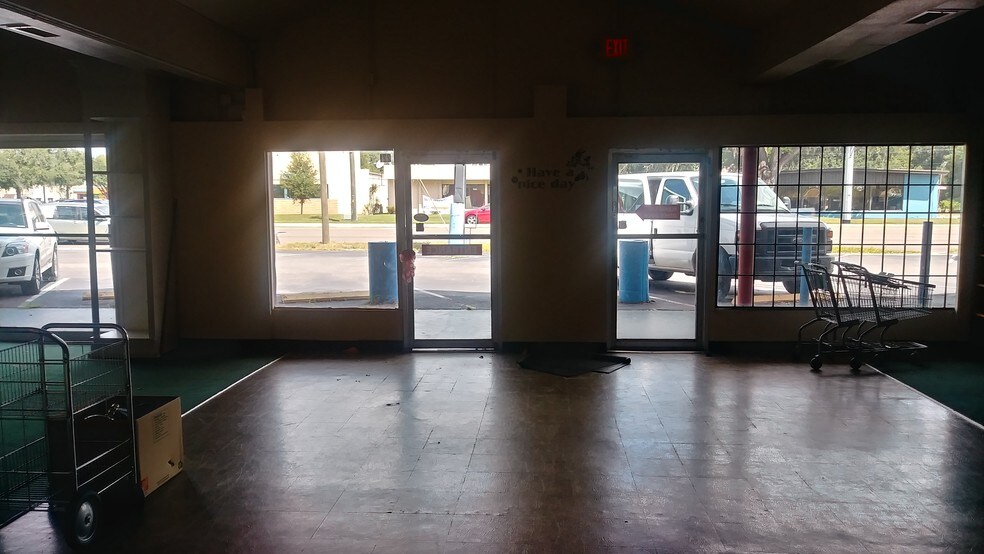 More Photos Of 221 E Brandon Blvd, Brandon Freestanding For Sale