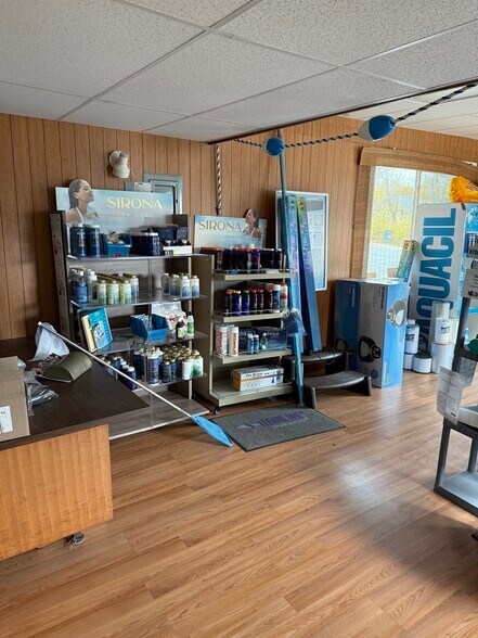 More Photos Of 72 Unity St, Turners Falls Freestanding For Sale