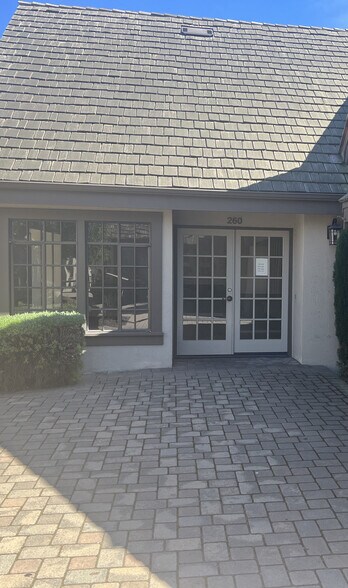 More Photos Of 260 San Jose St, Salinas Medical For Lease