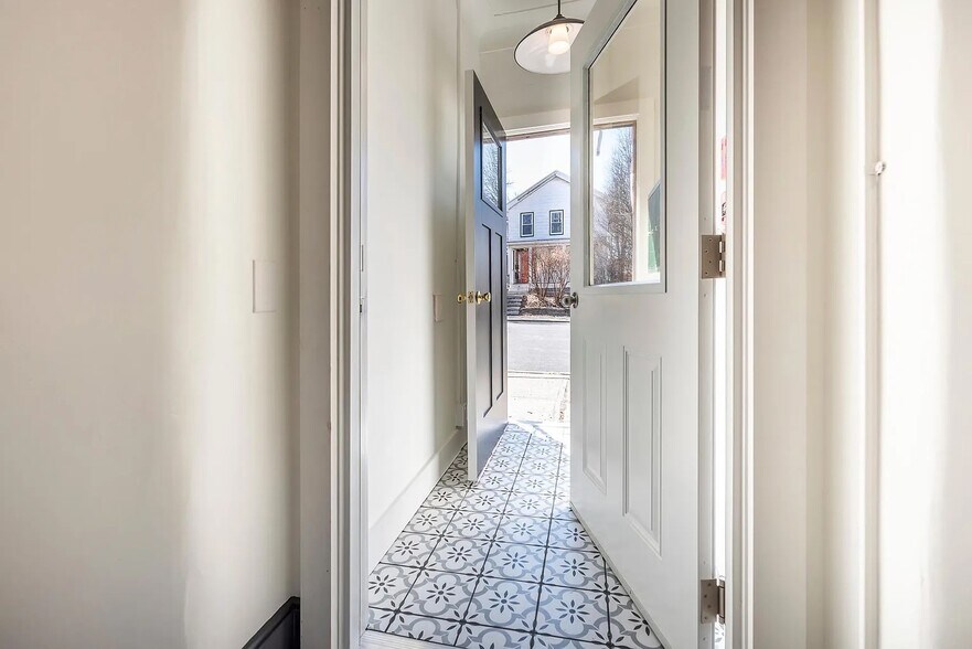 More Photos Of 514 State St, Hudson Apartments For Sale