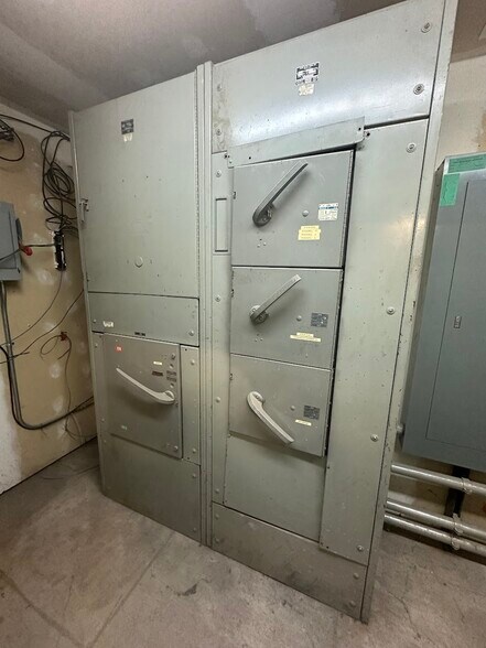 More Photos Of 4330 W Mount Morris Rd, Mount Morris General Retail For Sale