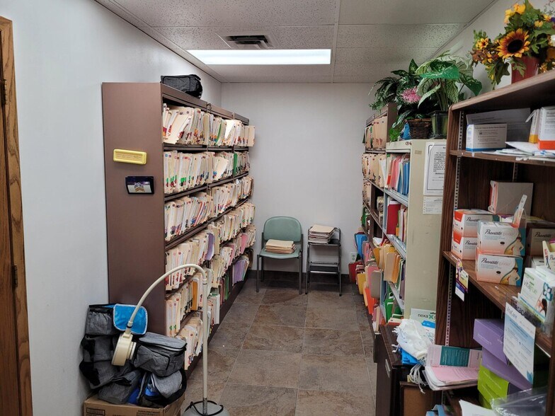 More Photos Of 4220 S 27th St, Milwaukee Medical For Sale