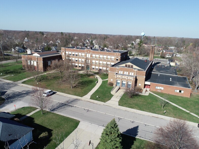 More Photos Of 301 N 6th St, Saint Clair Schools For Sale