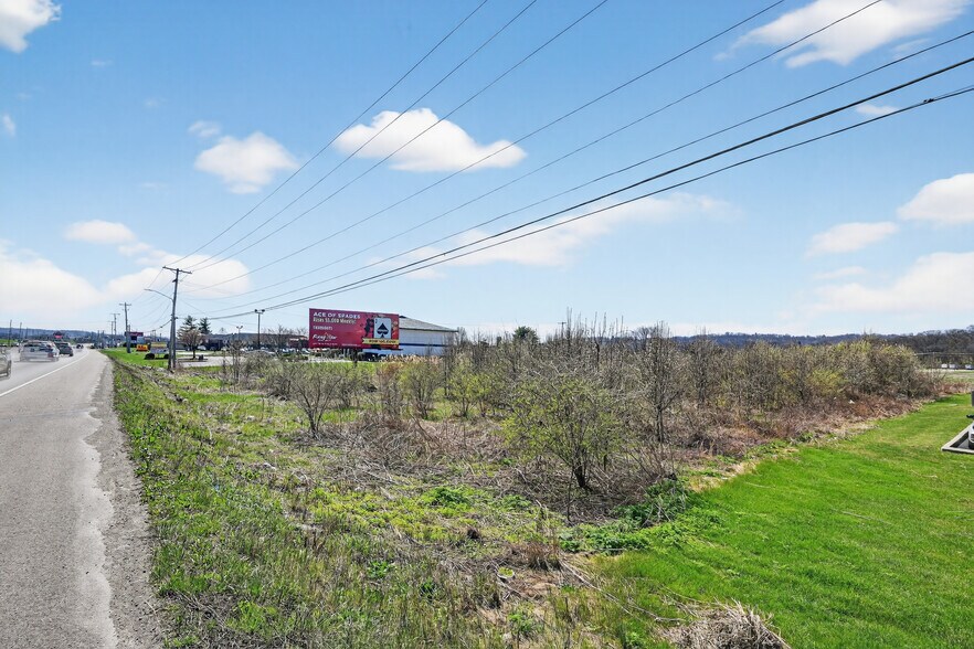 More Photos Of E E Eads Parkway, Greendale Land For Sale