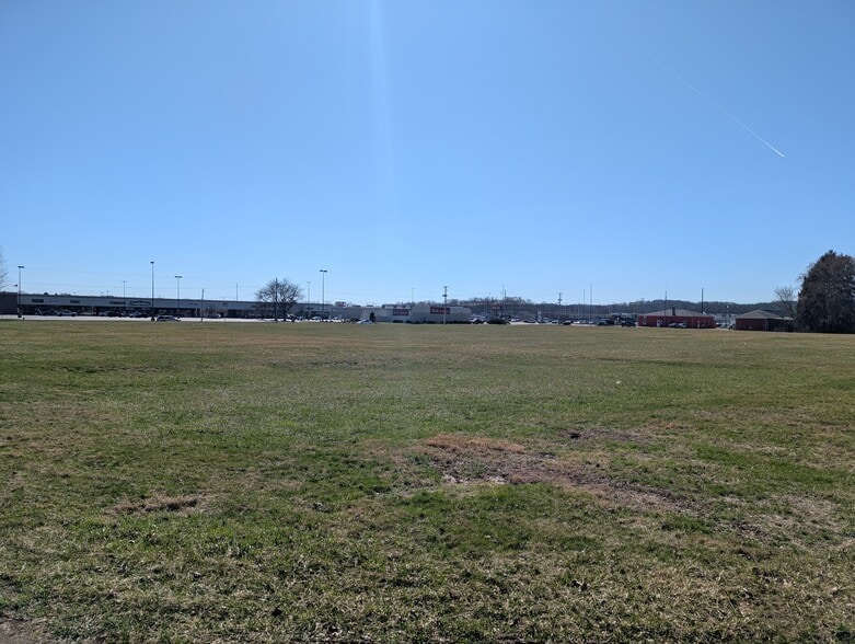 Primary Photo Of 300 Deo Dr, Newark Land For Sale