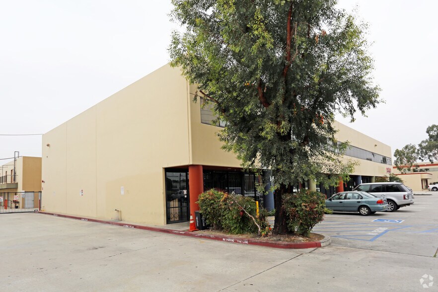 More Photos Of 2128-2142 E Orangethorpe Ave, Fullerton Light Manufacturing For Lease