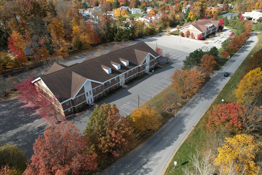 More Photos Of 6900-6950 S Edgerton Rd, Brecksville Unknown For Lease