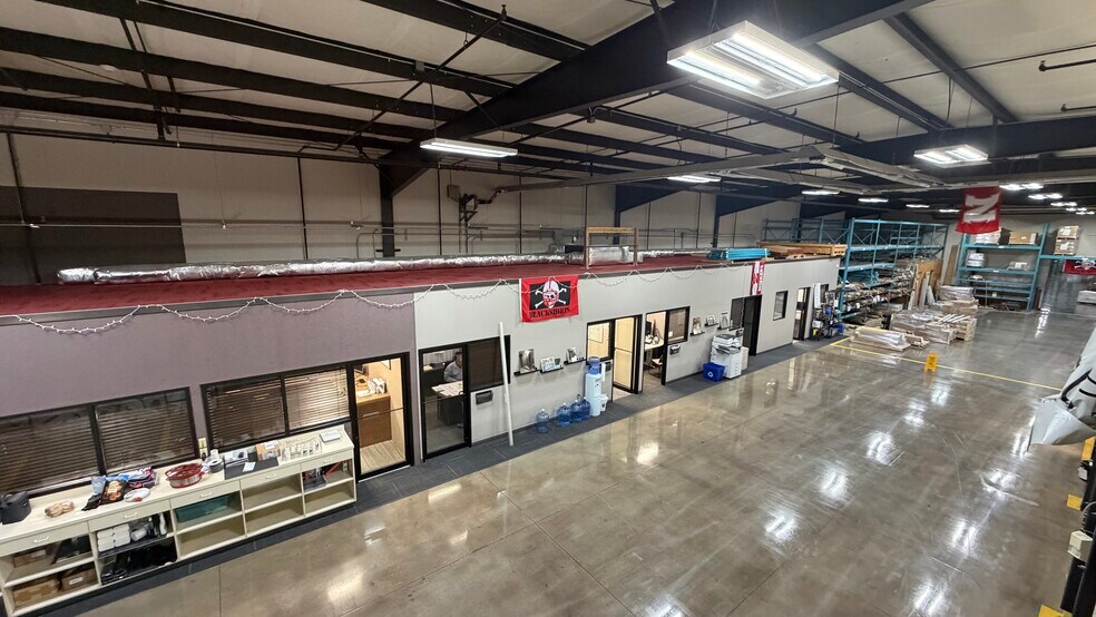 More Photos Of 5201 S 19th St, Lincoln Warehouse For Sale