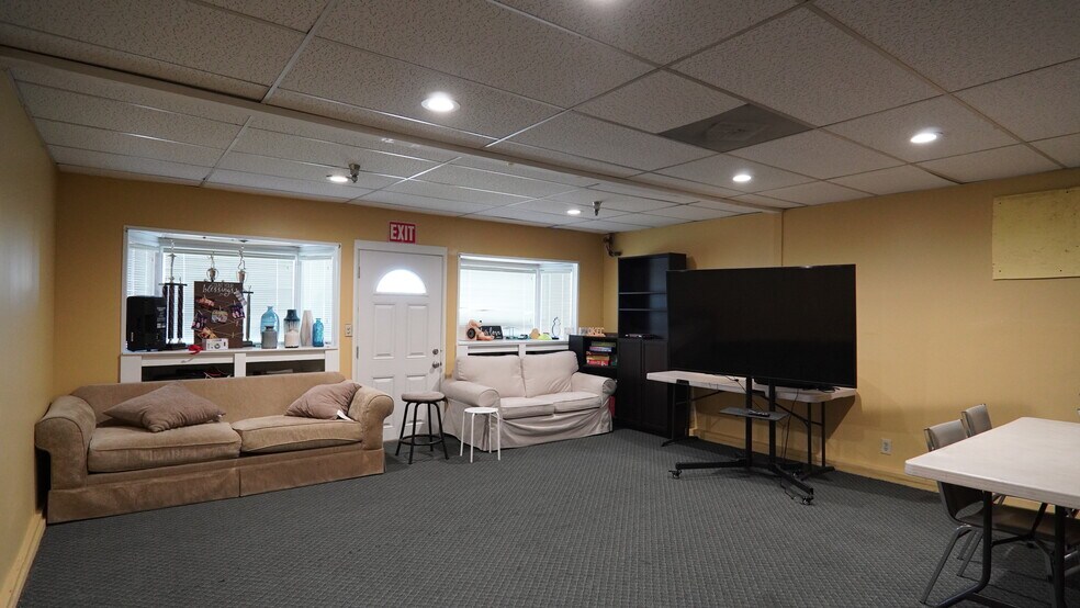 More Photos Of 13522 Goldenwest St, Westminster Religious Facility For Sale