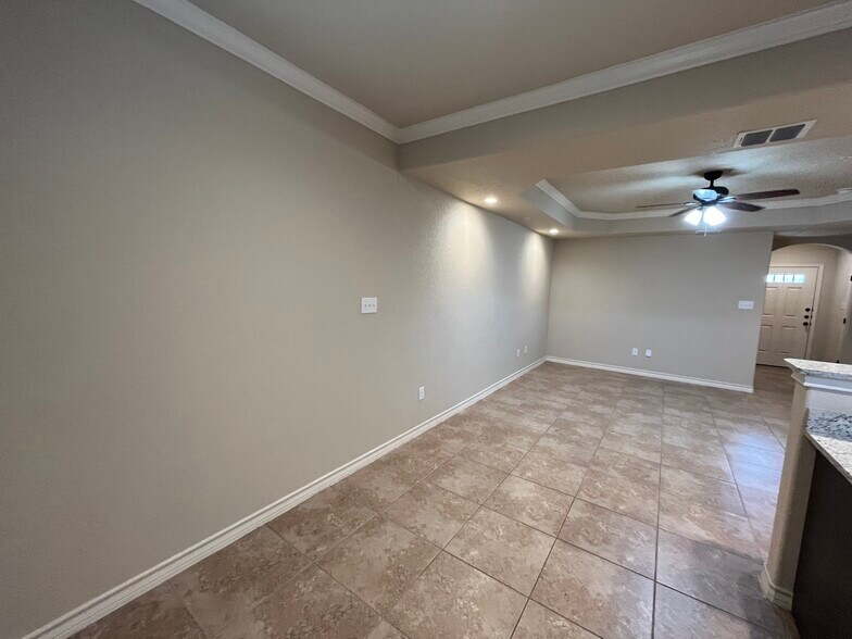 More Photos Of 6414 Luglio Ln, San Antonio Apartments For Sale