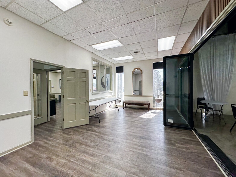 More Photos Of 3000-3002 Bob Wallace Ave SW, Huntsville Light Distribution For Sale