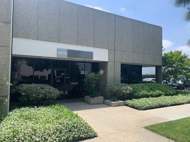 More Photos Of 5606-5736 Corporate Ave, Cypress Research And Development For Lease