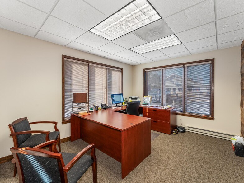 More Photos Of 1811 Superior St, Three Lakes Medical For Sale