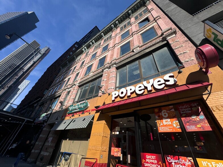 More Photos Of 21 Flatbush Ave, Brooklyn Office For Lease