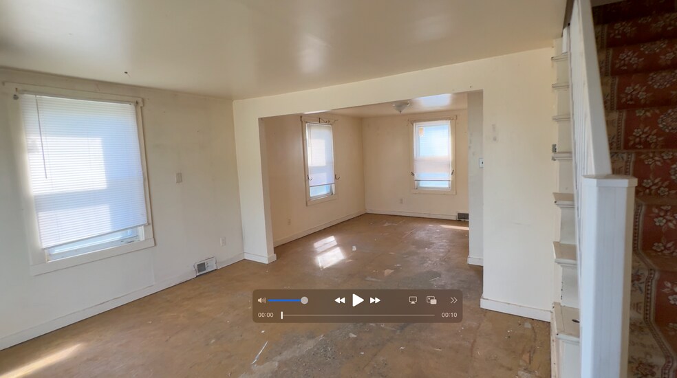 More Photos Of 947 Sabattus St, Lewiston Multifamily For Sale