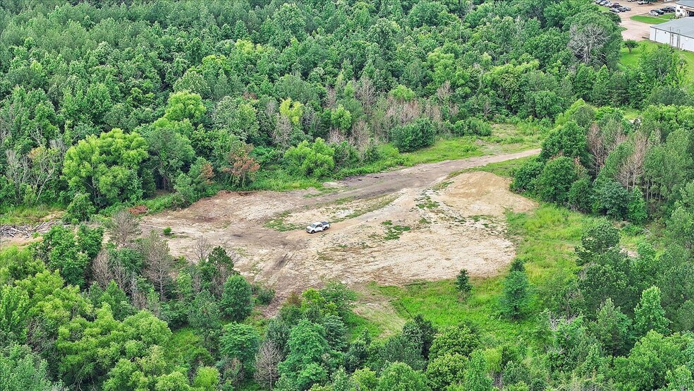 More Photos Of 0 Industrial Park Drive, Clinton Land For Sale