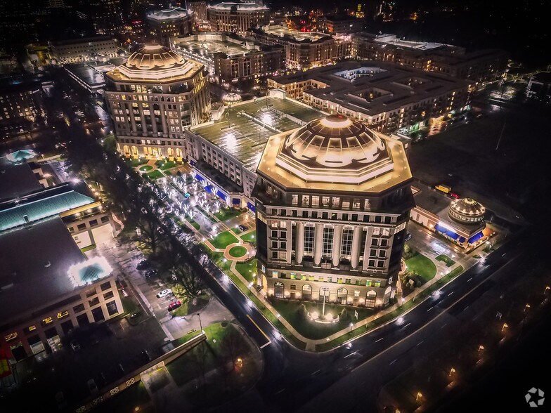 More Photos Of 4250 Congress St, Charlotte Office For Lease